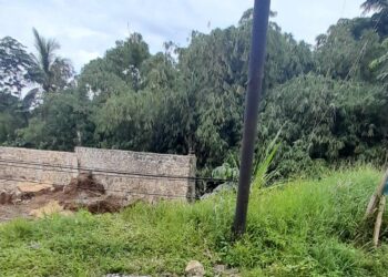 Tembok Tinggi Menjulang Di Batas Kali Kecil Tanah Sareal, PUPR dan Satpol PP Turunkan Tim