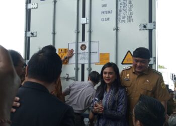Dari Citeureup Kabupaten Bogor, 48 Ton Durian Beku Dikirim Ke Tiongkok