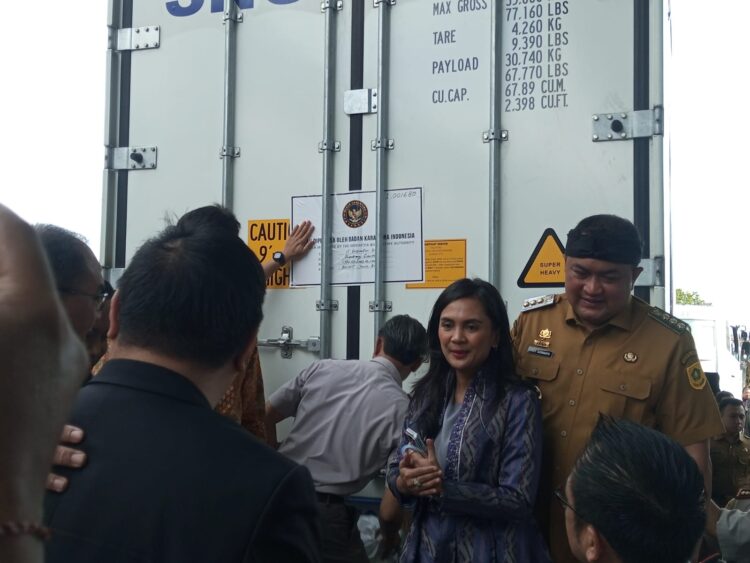 Dari Citeureup Kabupaten Bogor, 48 Ton Durian Beku Dikirim Ke Tiongkok