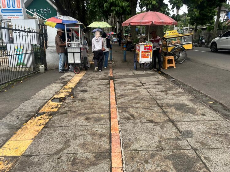 Viral, Pengguna KRL dan Wisatawan Diikuti Komplotan Copet di Pedestrian Dan Alun-alun Bogor