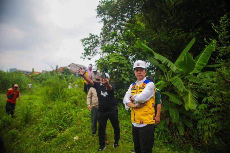 Tinjau Lahan Pengganti Jalan Saleh Danasasmita, Pembangunan Dimulai Hari Ini